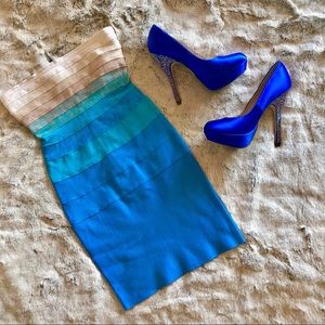 👰💍💎Marciano Strapless bandage dress